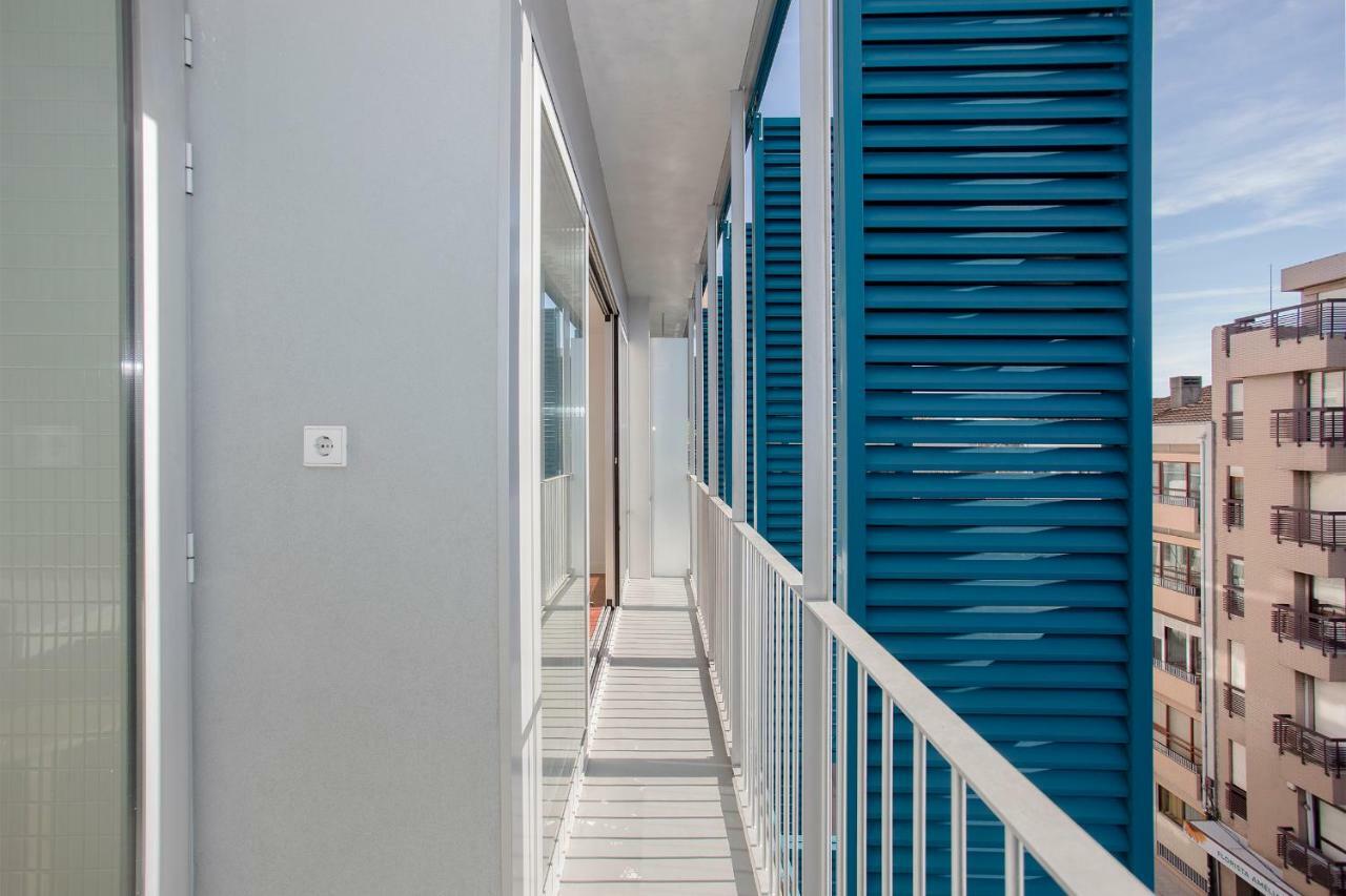 Liiiving In | Bright Light Appartement Porto