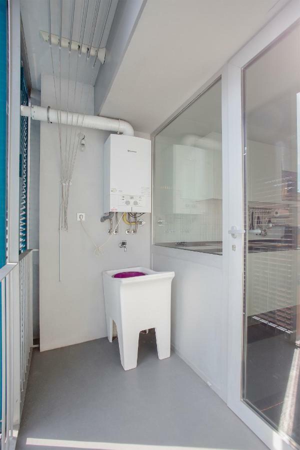 Liiiving In | Bright Light Appartement
