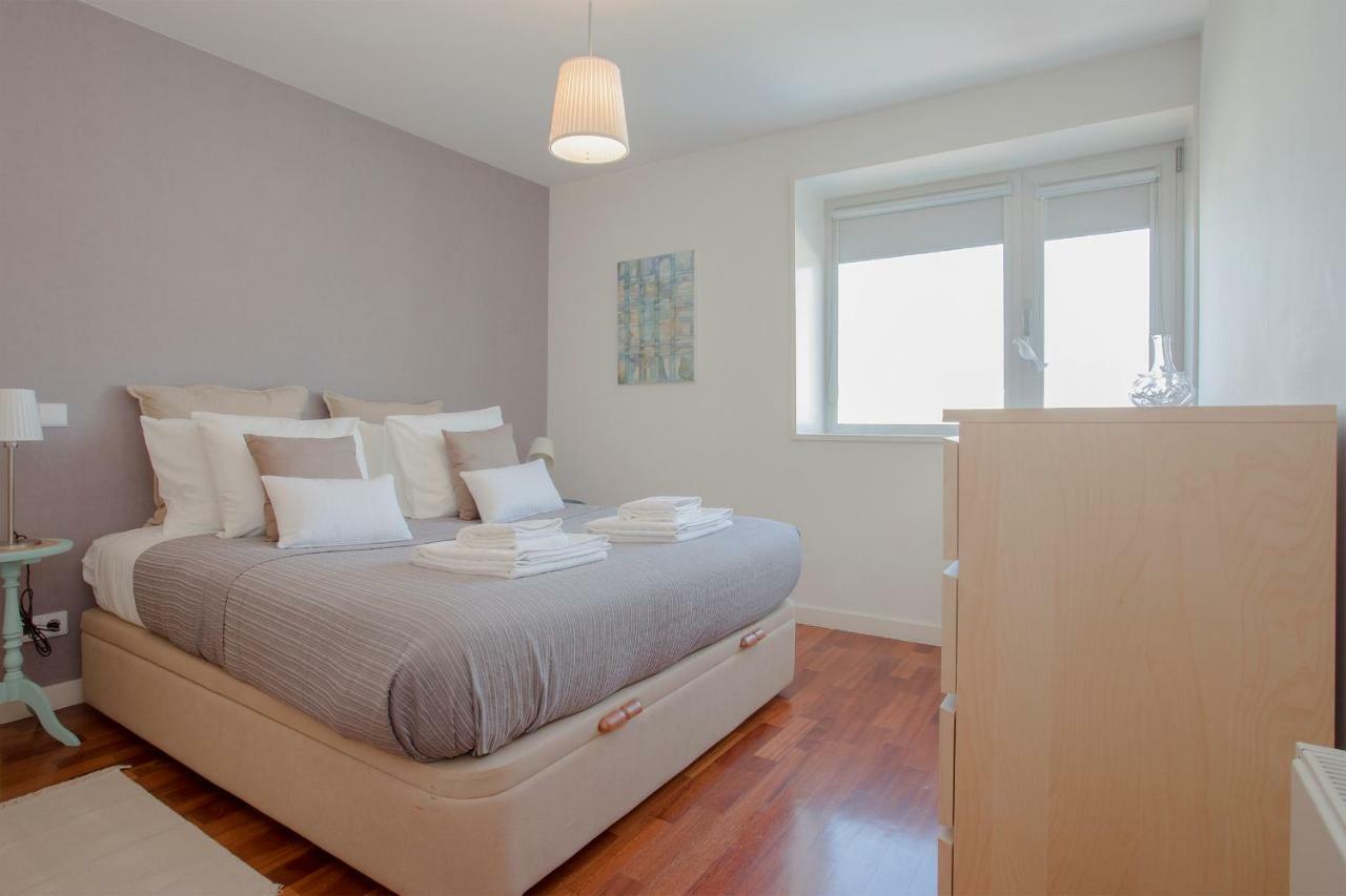 Apartment Liiiving In | Bright Light Porto